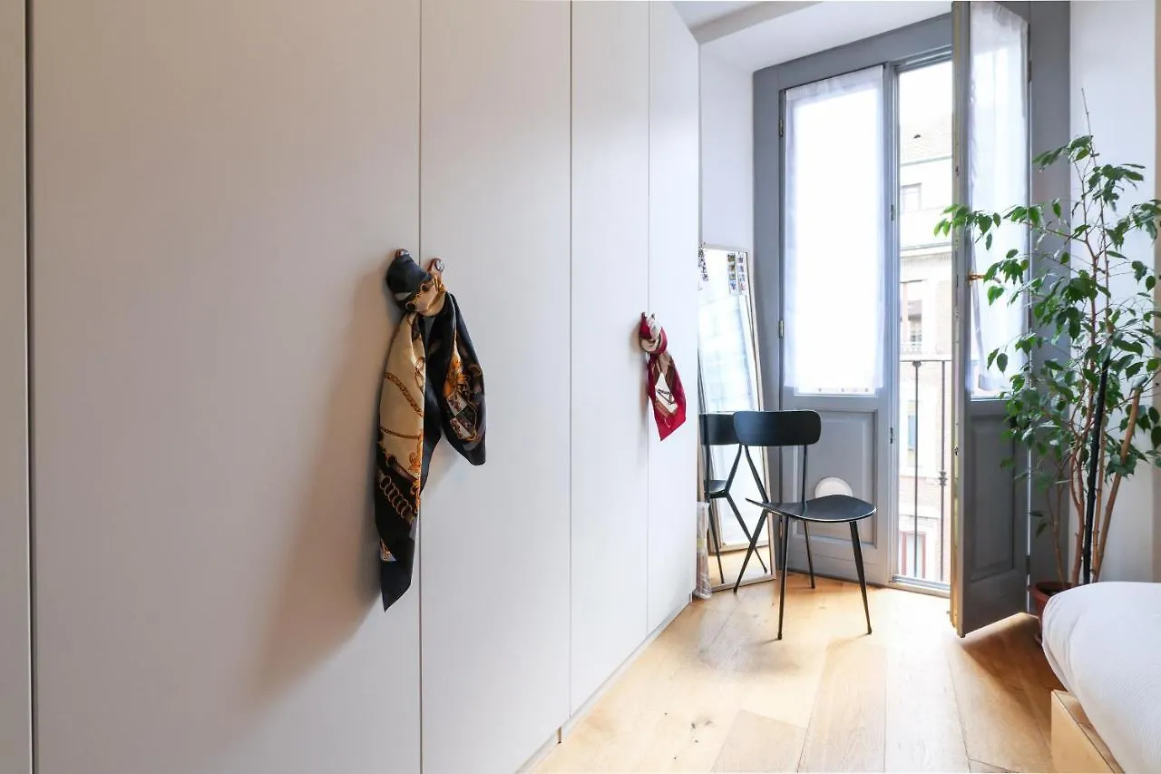 Primopiano - Arnolfo Apartman Milánó