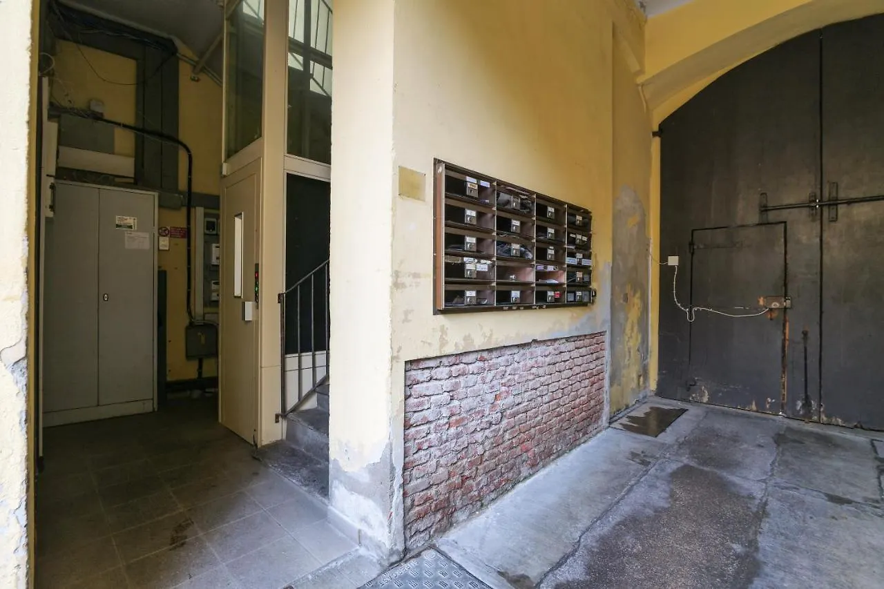 Primopiano - Arnolfo Apartman Milánó