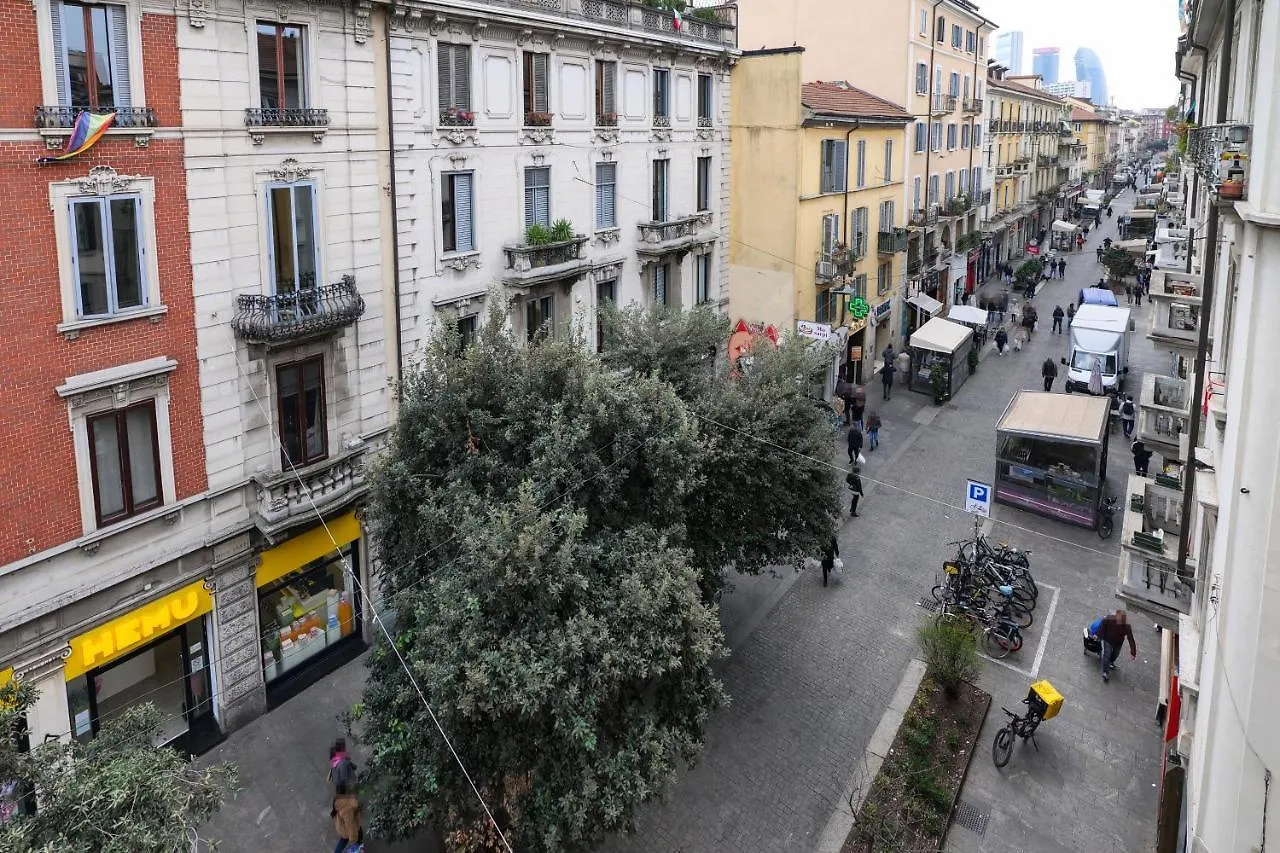 Primopiano - Arnolfo Apartman Milánó 0*,